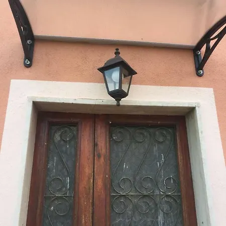 Dimora Milla Apartment Usigliano